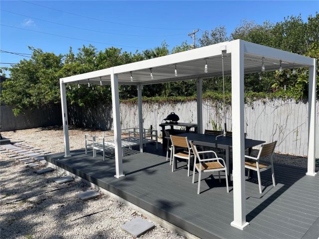 Продажа дома по адресу 516 Puritan Rd - фото 6211258