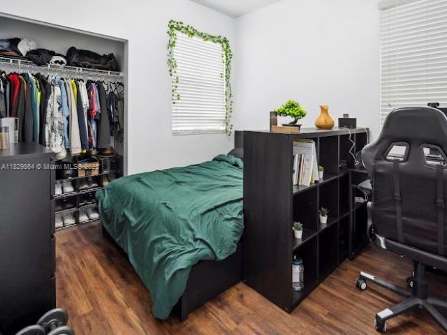 Дом в аренду по адресу 7042 NW 103rd Path - фото 6211218