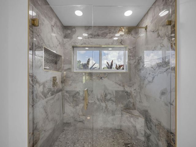 Продажа дома по адресу 17516 Birchwood Drive - фото 6390959