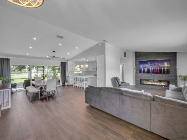 Продажа дома по адресу 17516 Birchwood Drive - фото 6390967