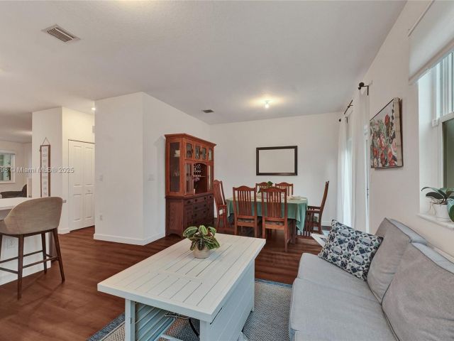 Продажа дома по адресу 13371 SW 287th Ter 13371 - фото 6211777