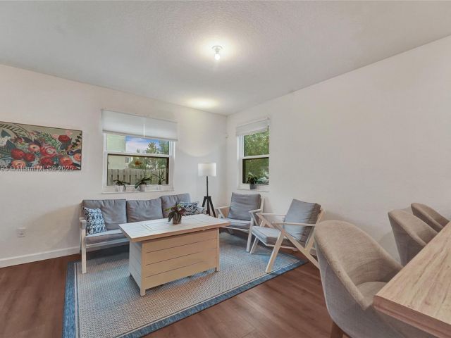 Продажа дома по адресу 13371 SW 287th Ter 13371 - фото 6211781