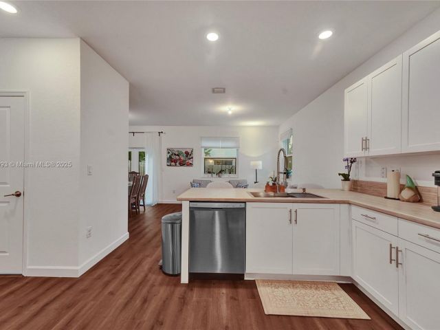 Продажа дома по адресу 13371 SW 287th Ter 13371 - фото 6211783