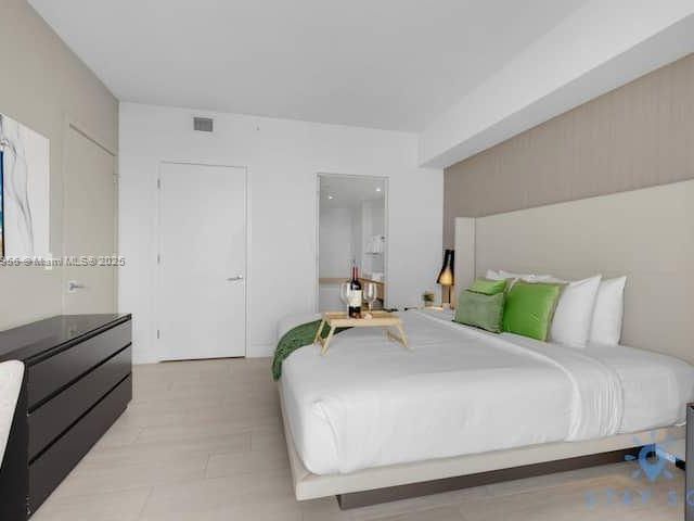 Продажа квартиры #R2001 - фото 6213108