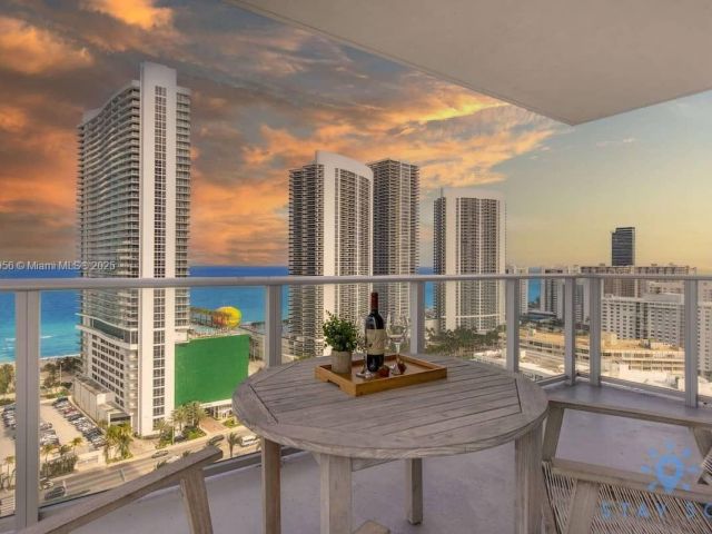 Продажа квартиры #R2001 - фото 6213120