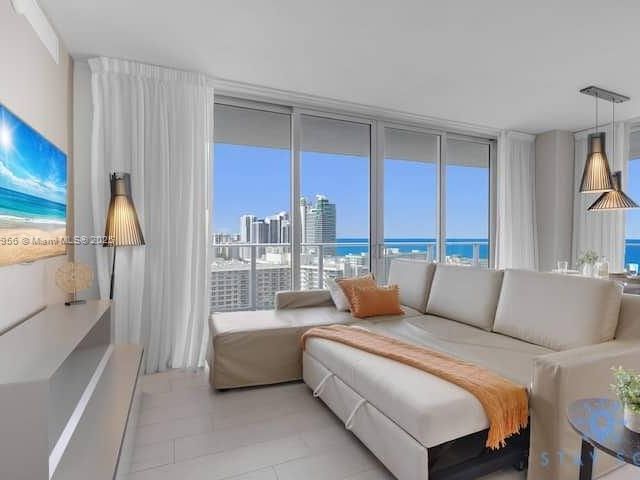 Продажа квартиры #R2001 - фото 6213121