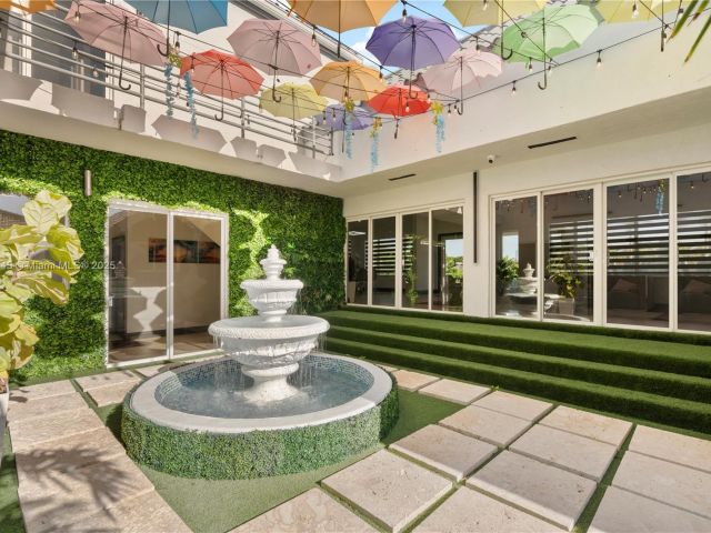 Дом в аренду по адресу 13815 SW 38th St - фото 6215547