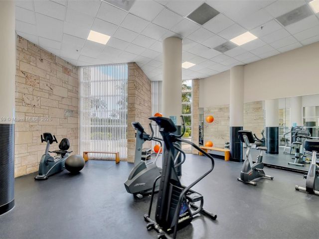 Продажа квартиры #729 - фото 6219347