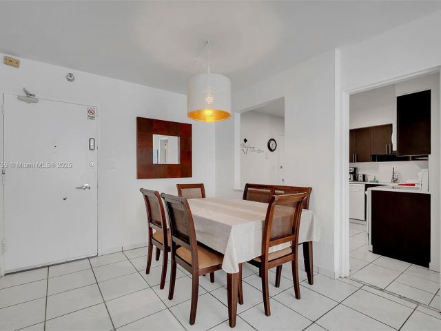 Продажа квартиры #729 - фото 6219363