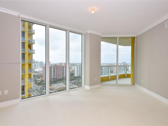 Квартира в аренду номер2706 - фото 6218330