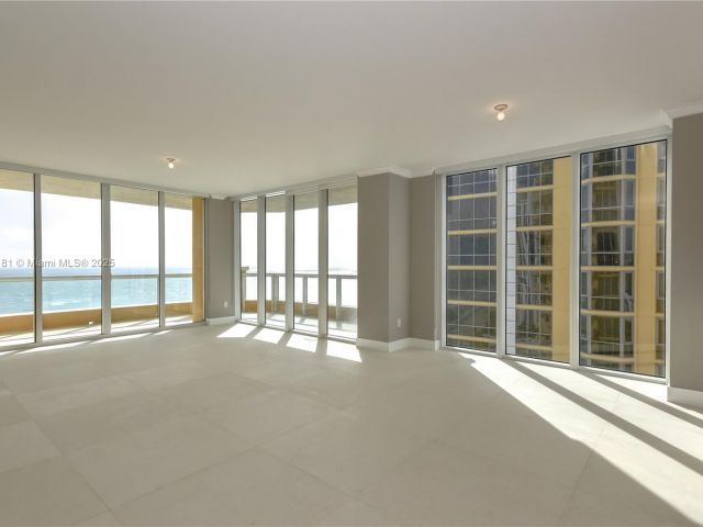 Квартира в аренду номер2706 - фото 6218345