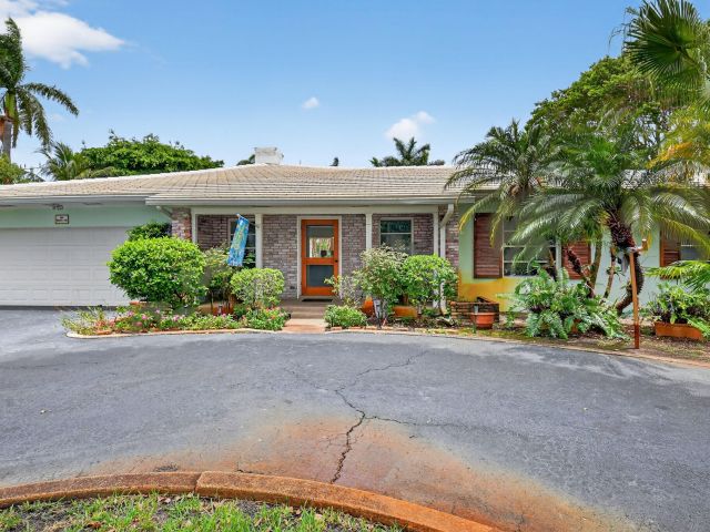 Продажа дома по адресу 1095 Hibiscus Lane - фото 6219331