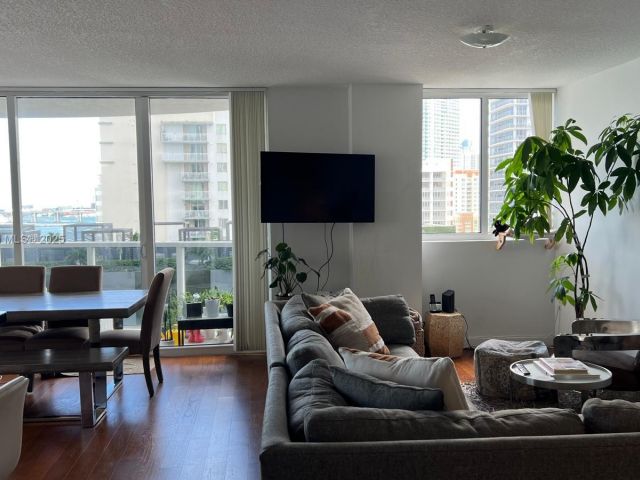 Продажа квартиры #1103 - фото 6229040