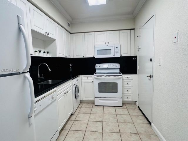 Продажа квартиры #PH39 - фото 6219947