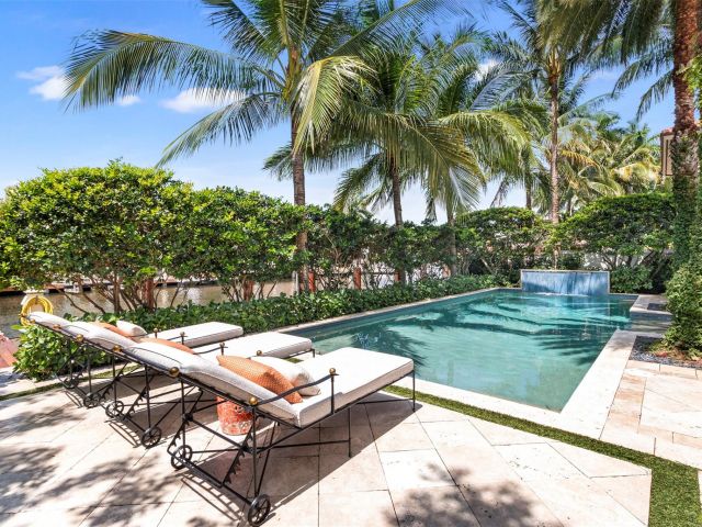 Продажа дома по адресу 15 PELICAN DR - фото 6231571