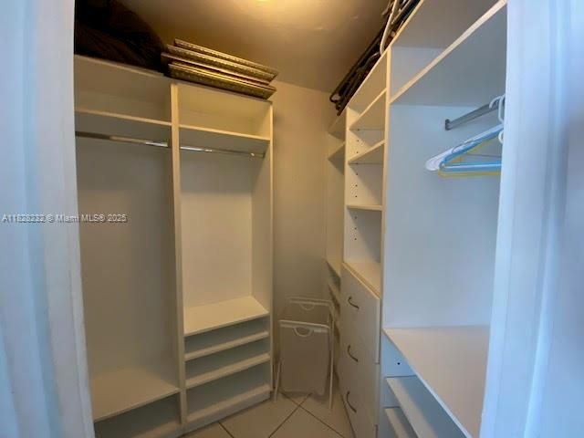 Квартира в аренду номер1002 - фото 6219411