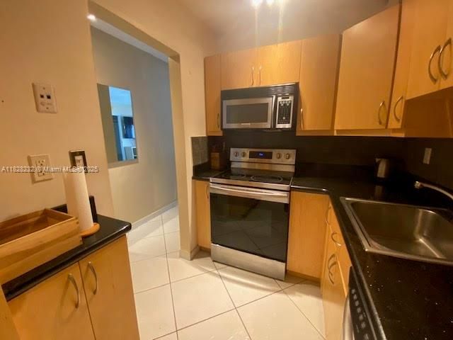 Квартира в аренду номер1002 - фото 6219415