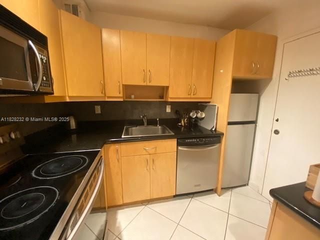 Квартира в аренду номер1002 - фото 6219416