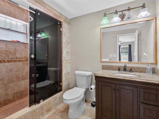 Продажа дома по адресу 395 NW 124th St - фото 6234424