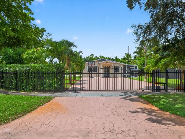 Продажа дома по адресу 395 NW 124th St - фото 6234441