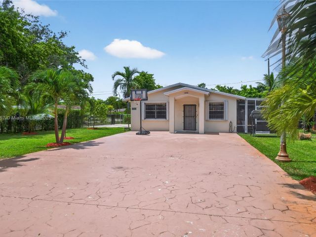 Продажа дома по адресу 395 NW 124th St - фото 6234443