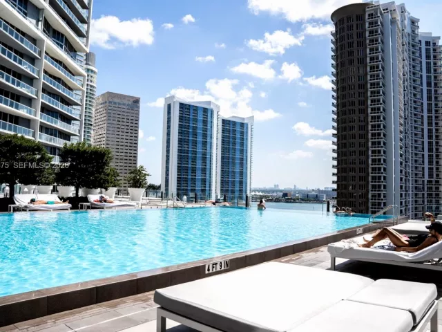 Продажа квартиры #5302 - фото 7270098