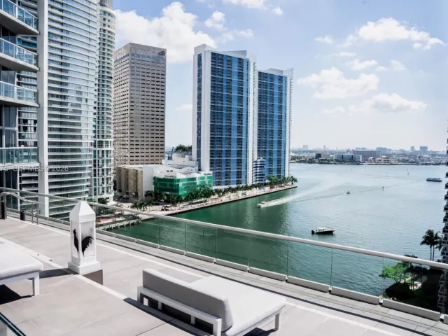 Продажа квартиры #5302 - фото 7270099