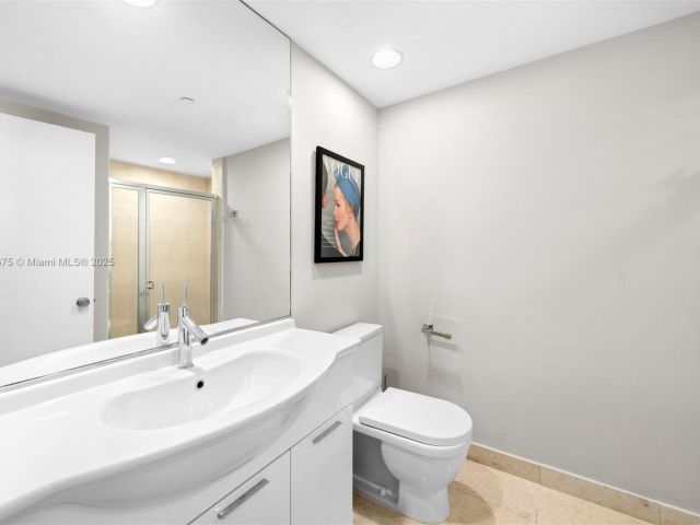 Продажа квартиры #5302 - фото 6219791