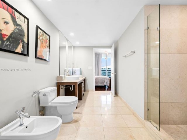 Продажа квартиры #5302 - фото 6219794