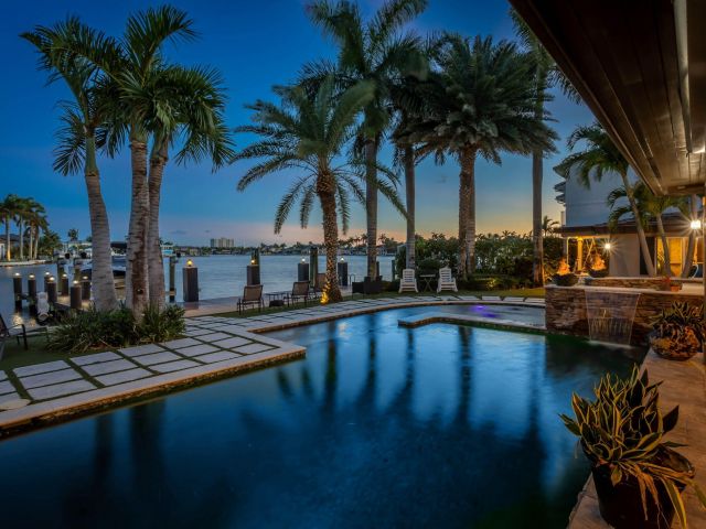 Продажа дома по адресу 3102 SE 12th Street - фото 6231256