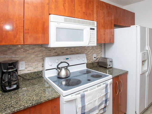 Квартира в аренду номер2704 - фото 6219738