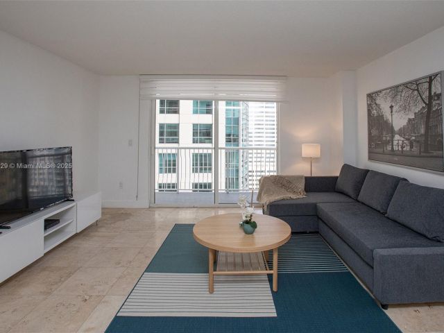 Квартира в аренду номер2704 - фото 6219747