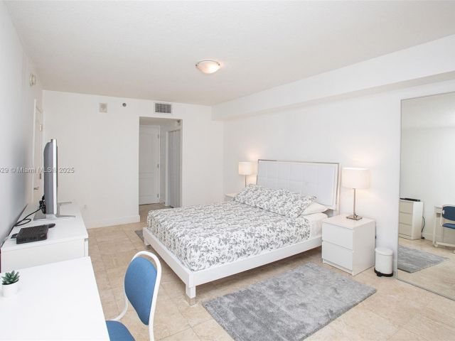 Квартира в аренду номер2704 - фото 7509977