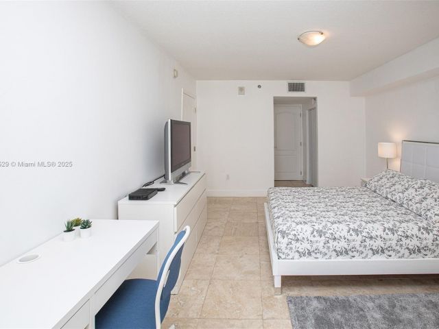 Квартира в аренду номер2704 - фото 7509983