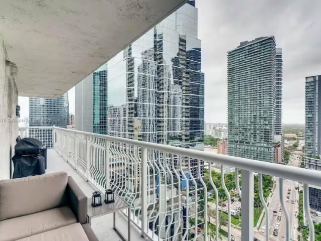 Продажа квартиры #3923 - фото 6244174