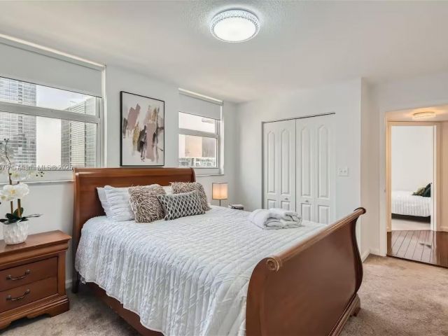 Продажа квартиры #3923 - фото 6244177