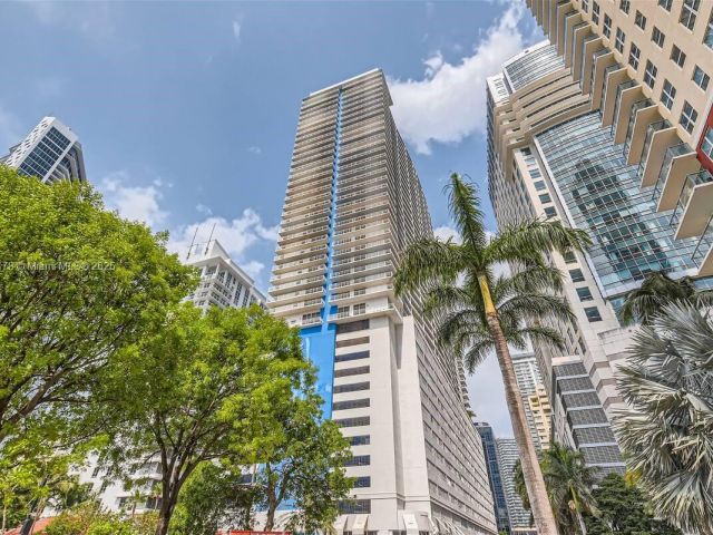 Продажа квартиры #3923 - фото 6244183