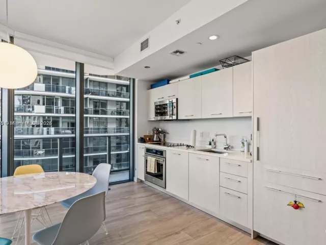 Продажа квартиры #1801 - фото 6247457