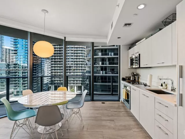 Продажа квартиры #1801 - фото 6247461