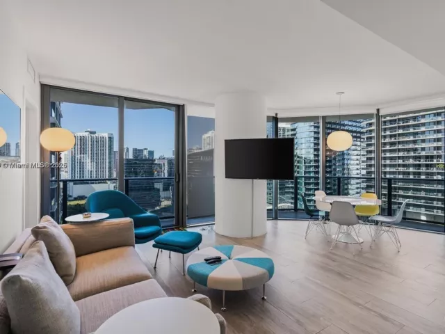 Продажа квартиры #1801 - фото 6247467