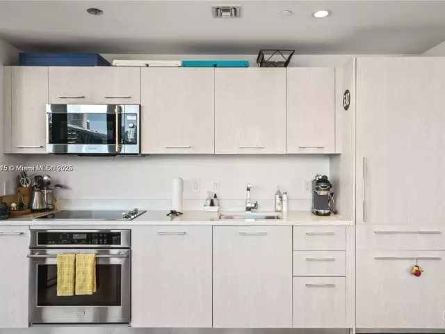 Продажа квартиры #1801 - фото 6247454