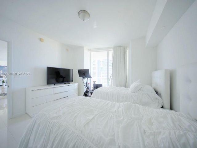 Продажа квартиры #4004 - фото 6219812