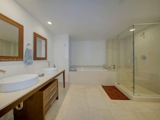 Продажа квартиры #4004 - фото 6219814