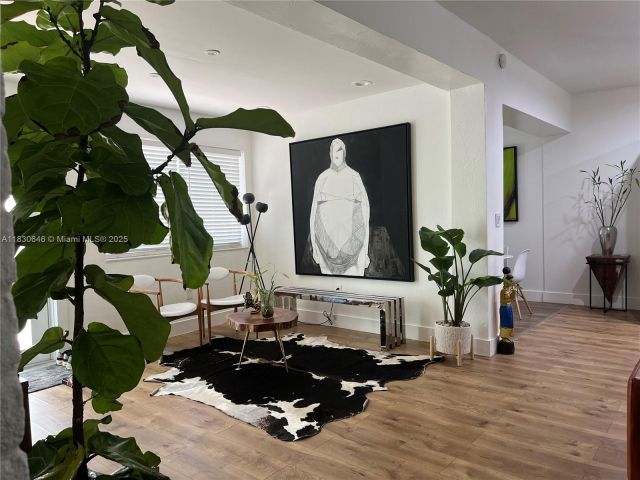 Продажа дома по адресу 323 NW 105th St - фото 6249007