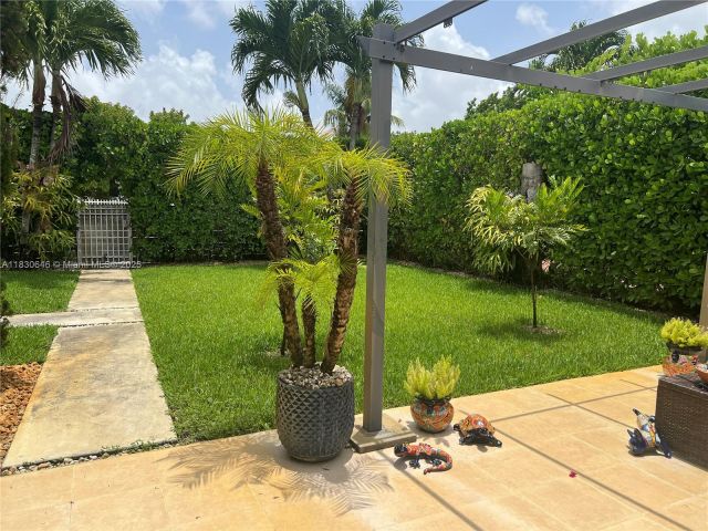 Продажа дома по адресу 323 NW 105th St - фото 6249009