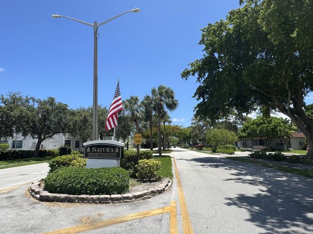 Дом в аренду по адресу 2615 SW Natura Avenue - фото 6231851