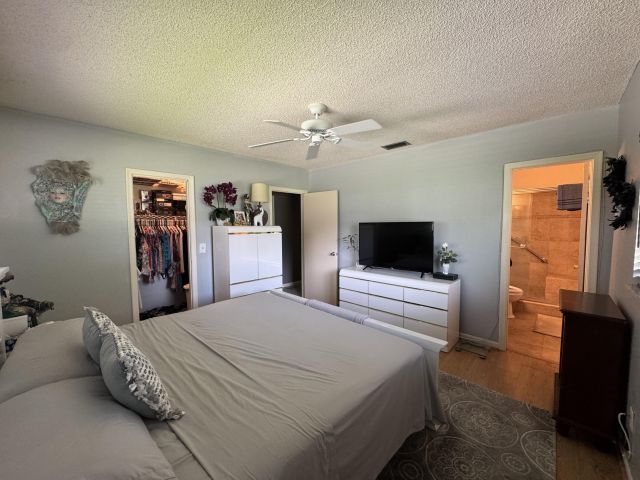 Дом в аренду по адресу 2615 SW Natura Avenue - фото 6231859