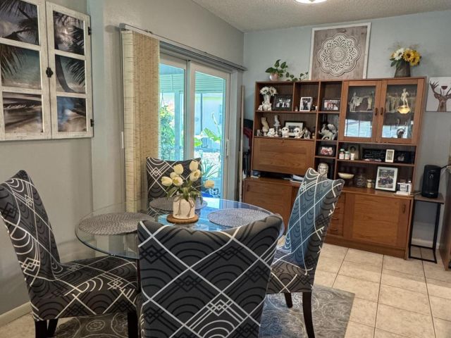 Дом в аренду по адресу 2615 SW Natura Avenue - фото 6231864