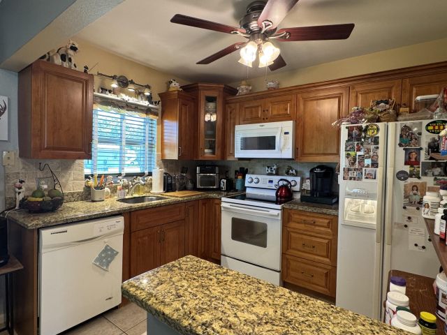 Дом в аренду по адресу 2615 SW Natura Avenue - фото 6231865