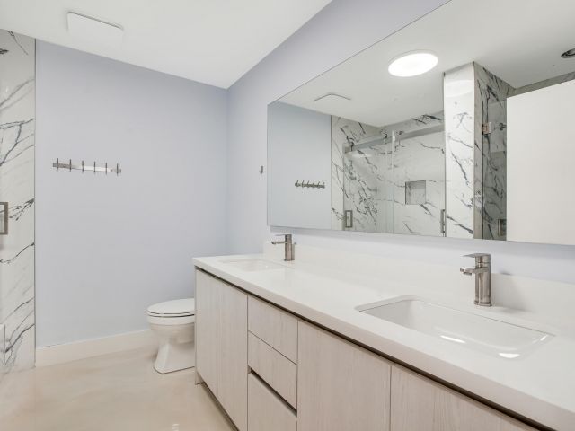 Дом в аренду по адресу 7351 Valencia Drive - фото 6220115